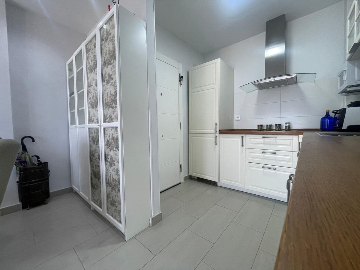 1 Bed Apartment for sale in Benalmadena Costa Costa Del Sol, Málaga, Spain