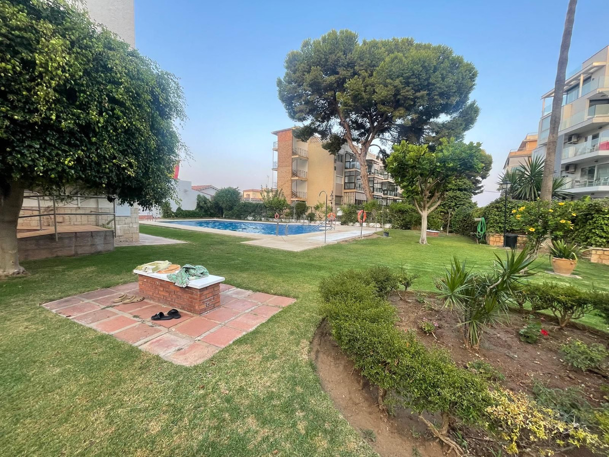 1 Bed Apartment for sale in Benalmadena Costa Costa Del Sol, Málaga, Spain