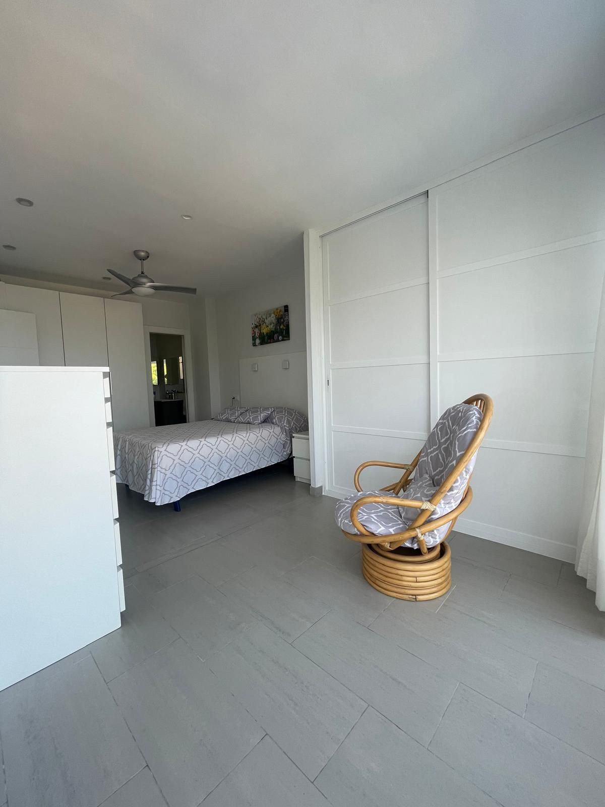 1 Bed Apartment for sale in Benalmadena Costa Costa Del Sol, Málaga, Spain