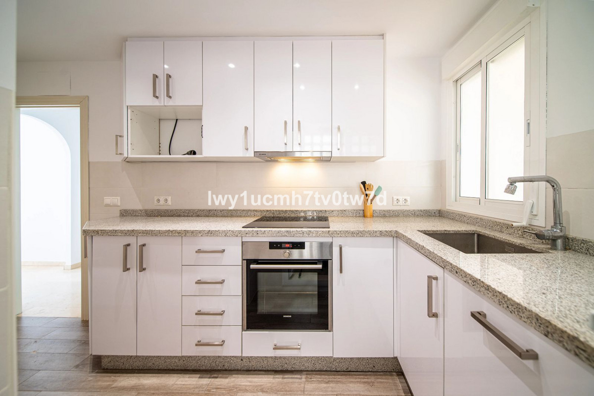 2 Bed Apartment for sale in Benalmadena Costa Del Sol, Málaga, Spain