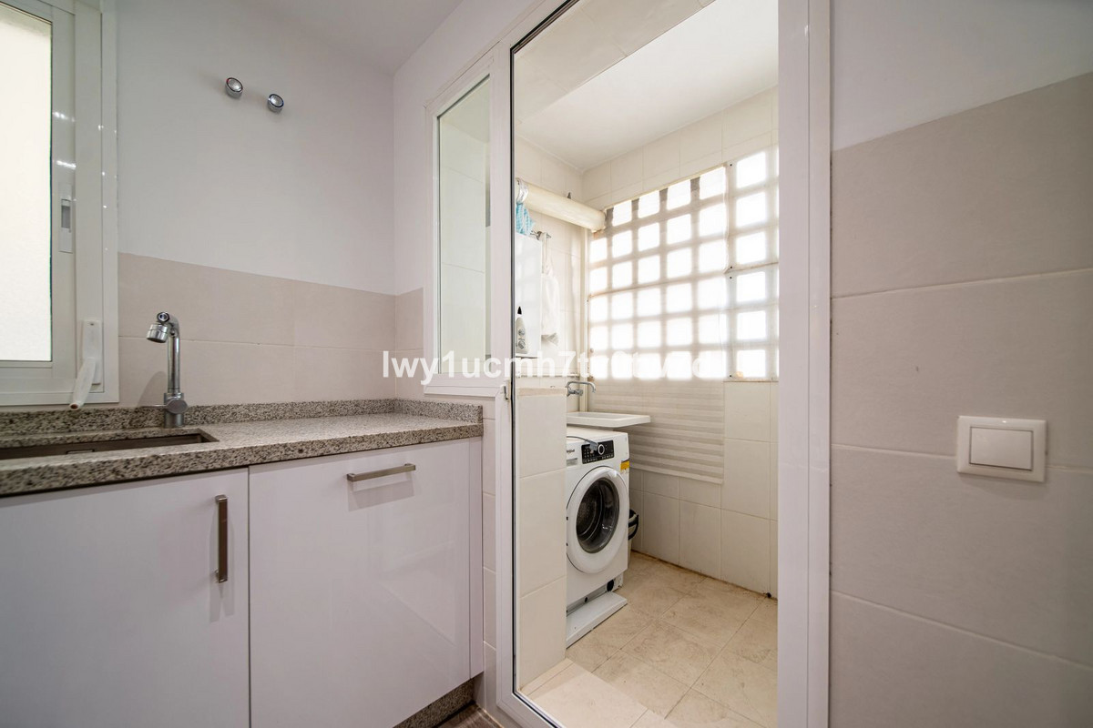 2 Bed Apartment for sale in Benalmadena Costa Del Sol, Málaga, Spain