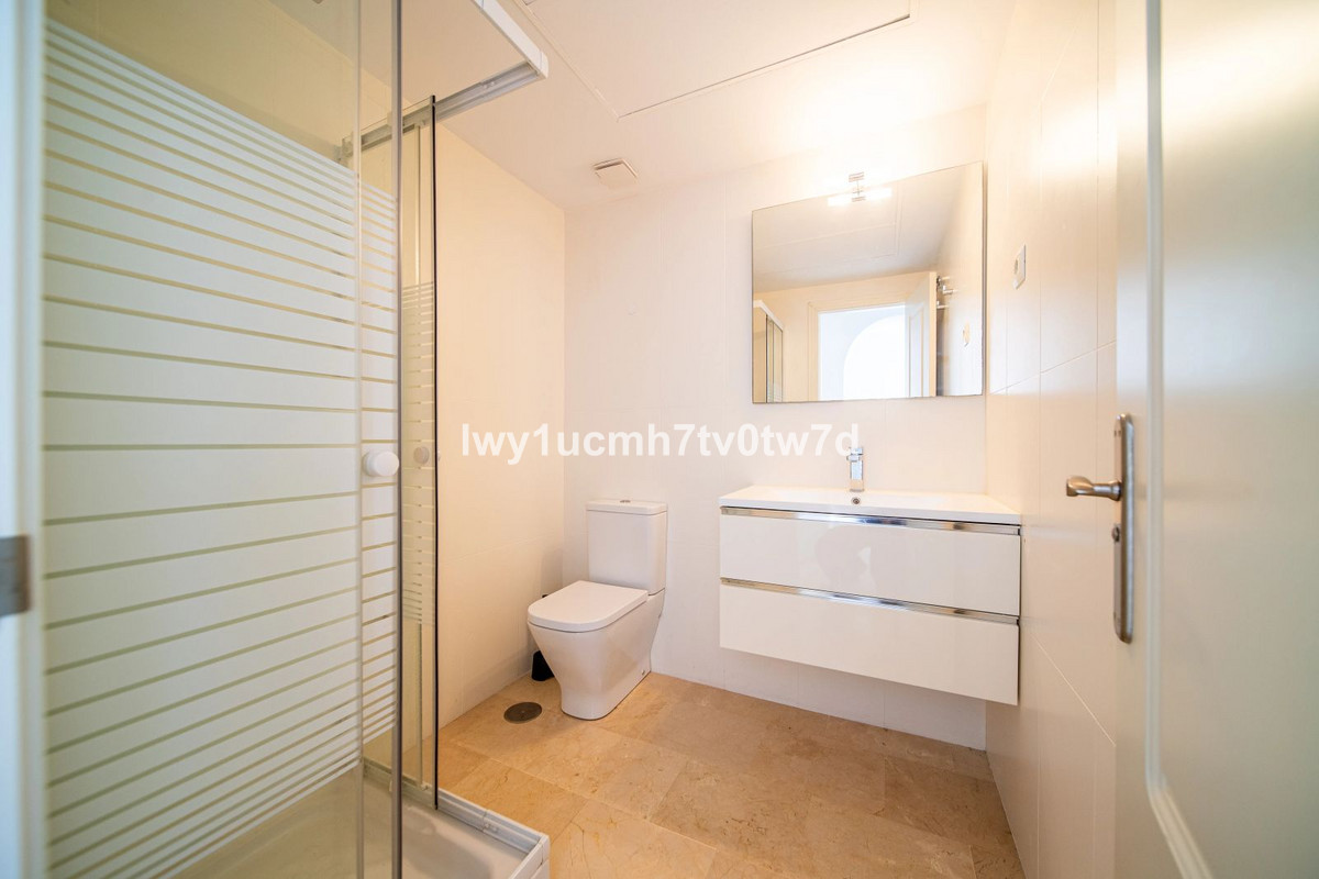 2 Bed Apartment for sale in Benalmadena Costa Del Sol, Málaga, Spain