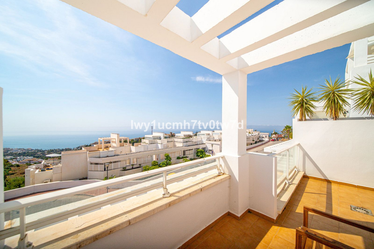 2 Bed Apartment for sale in Benalmadena Costa Del Sol, Málaga, Spain