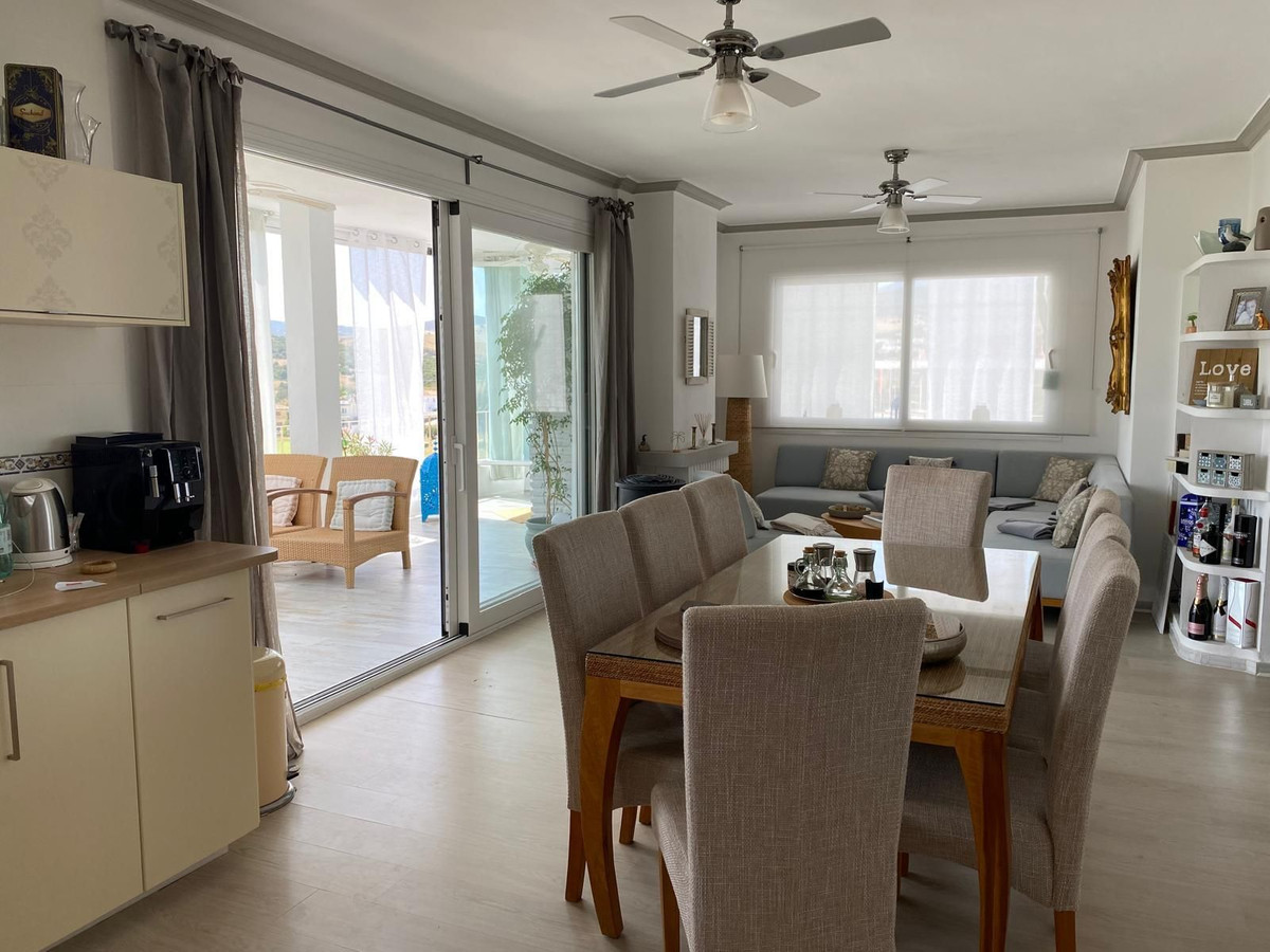 2 Bed Apartment for sale in Estepona Costa Del Sol, Málaga, Spain