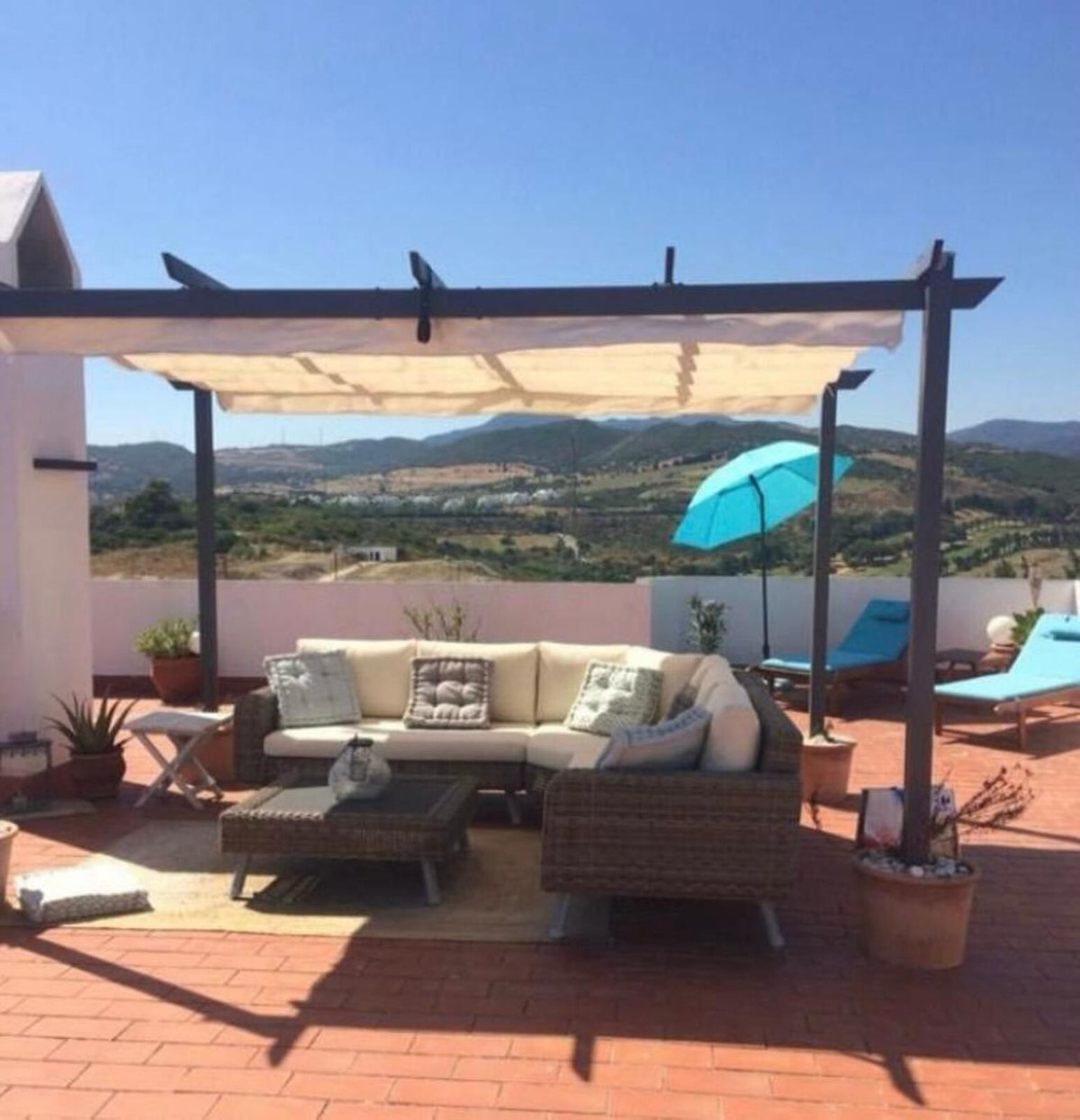 2 Bed Apartment for sale in Estepona Costa Del Sol, Málaga, Spain