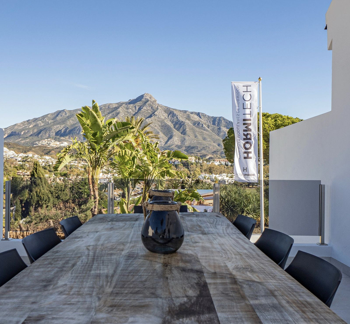 4 Bed Townhouse for sale in Nueva Andalucía Costa Del Sol, Málaga, Spain