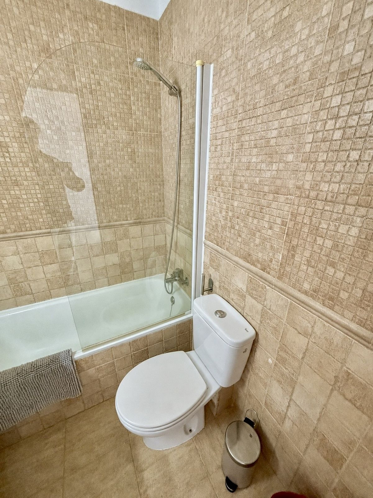 1 Bed Apartment for sale in Calahonda Costa Del Sol, Málaga, Spain