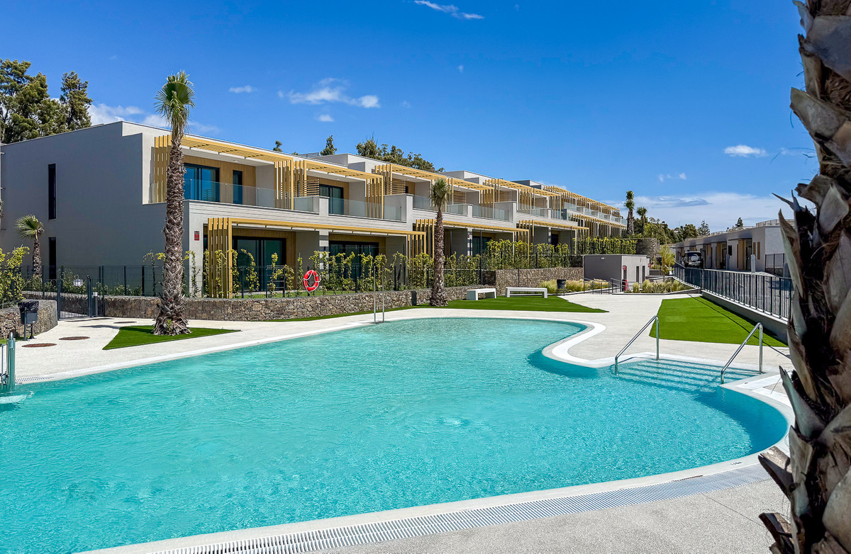 4 Bed Townhouse for sale in El Chaparral Costa Del Sol, Málaga, Spain