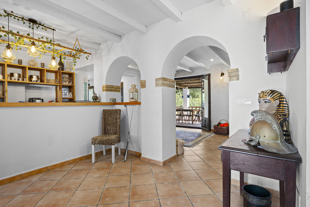 9 Bed Townhouse for sale in Gaucín Costa Del Sol, Málaga, Spain