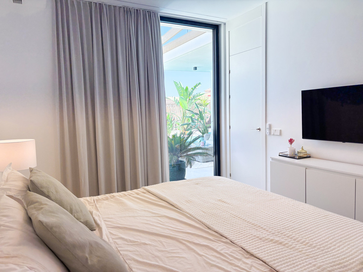 3 Bed Townhouse for sale in Cabo Roig Costa Blanca, Alicante, Spain