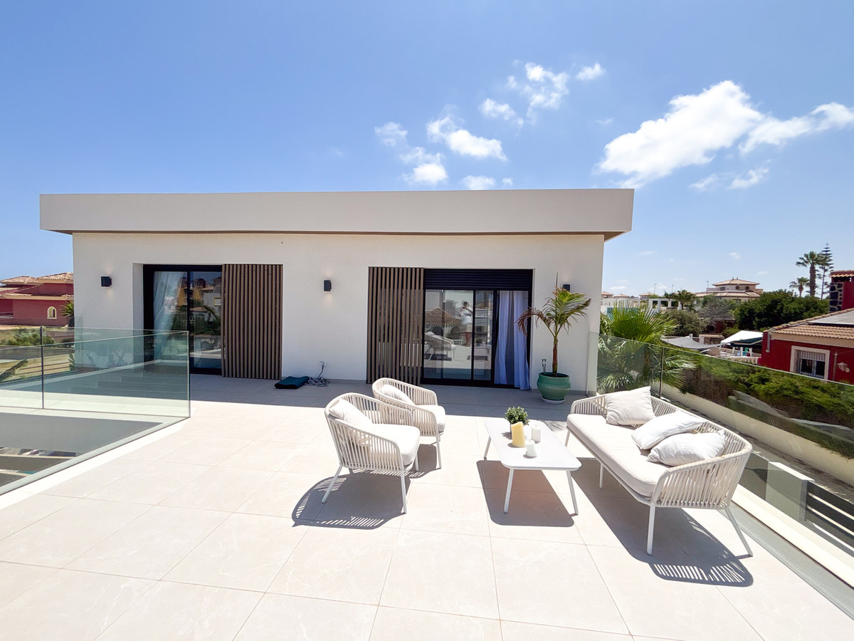 3 Bed Townhouse for sale in Cabo Roig Costa Blanca, Alicante, Spain