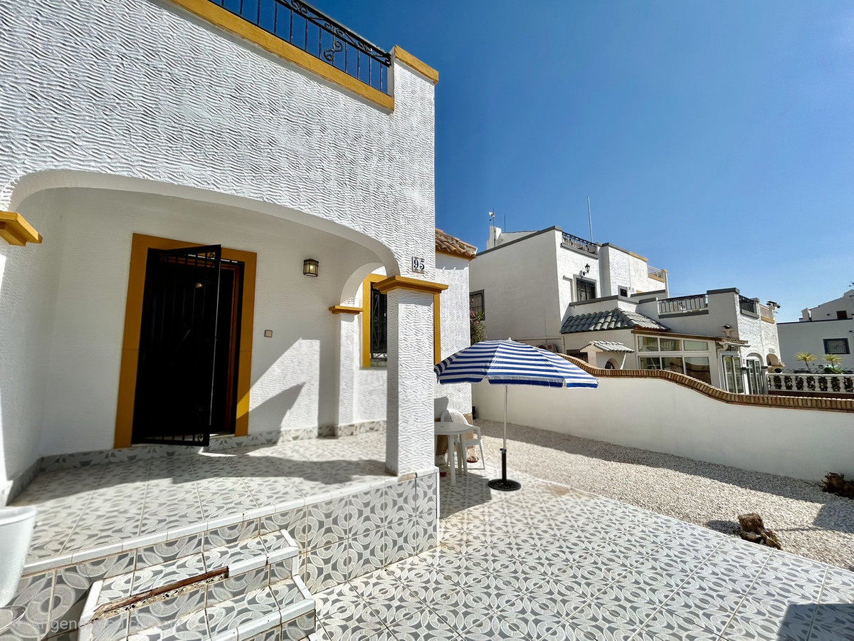 3 Bed Townhouse for sale in Los Altos Costa Blanca, Alicante, Spain