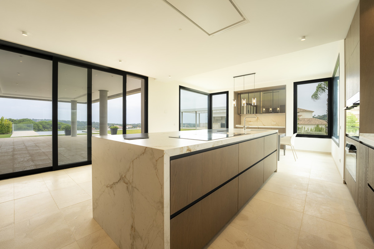 8 Bed Townhouse for sale in Sotogrande Alto Costa Del Sol, Cádiz, Spain