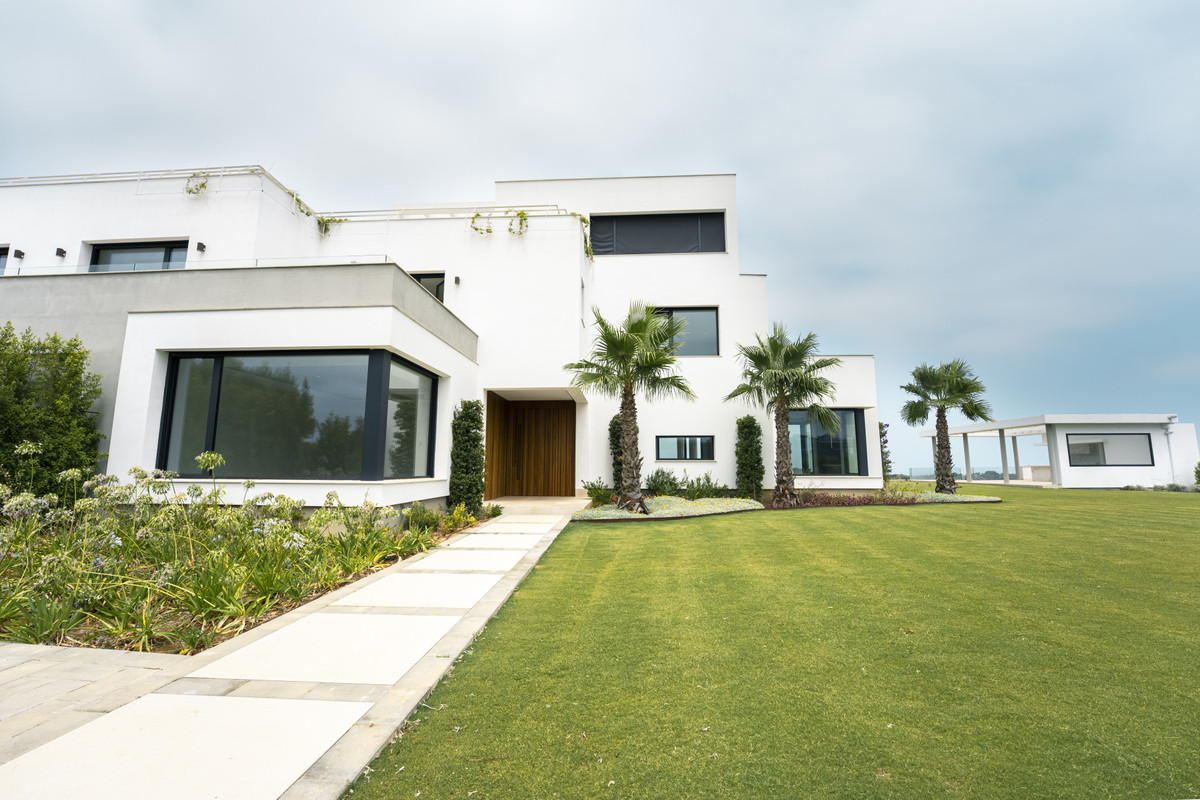 8 Bed Townhouse for sale in Sotogrande Alto Costa Del Sol, Cádiz, Spain