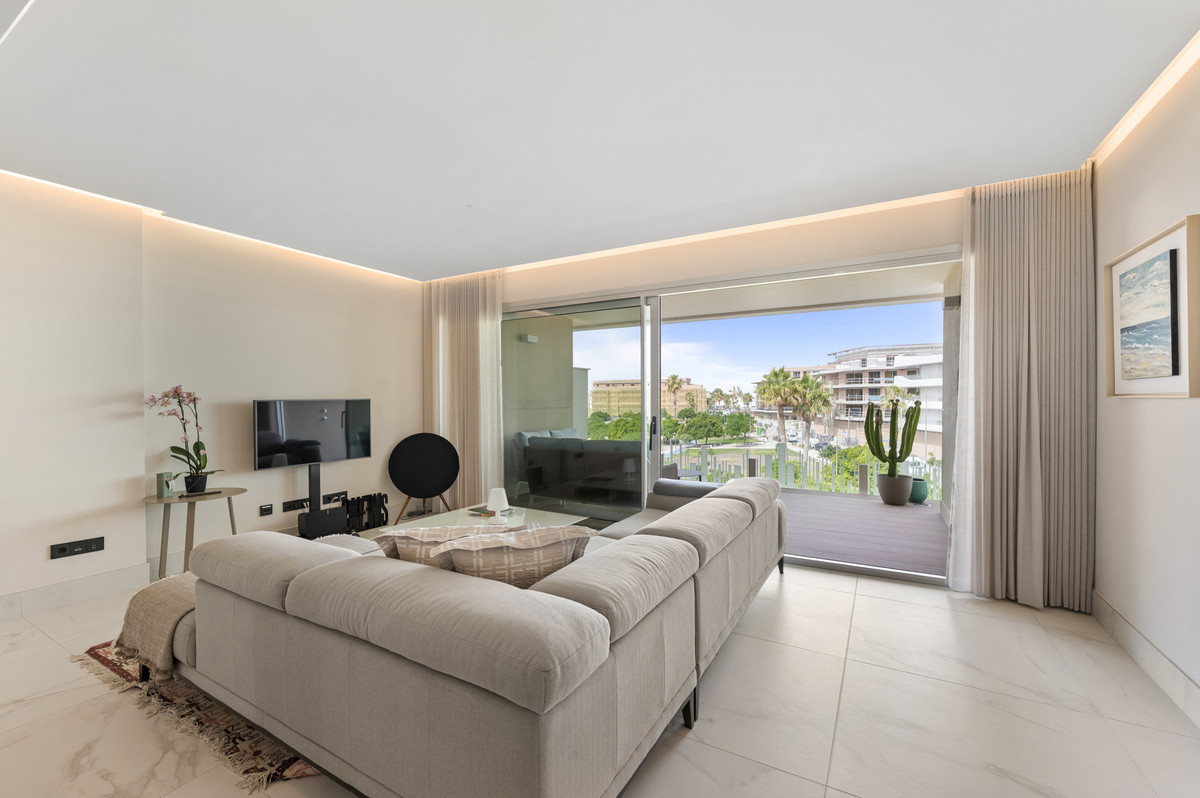 2 Bed Apartment for sale in San Pedro De Alcántara Costa Del Sol, Málaga, Spain