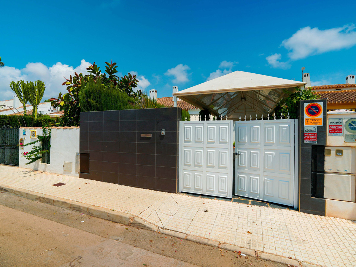 3 Bed Townhouse for sale in Torre De La Horadada Costa Blanca, Alicante, Spain