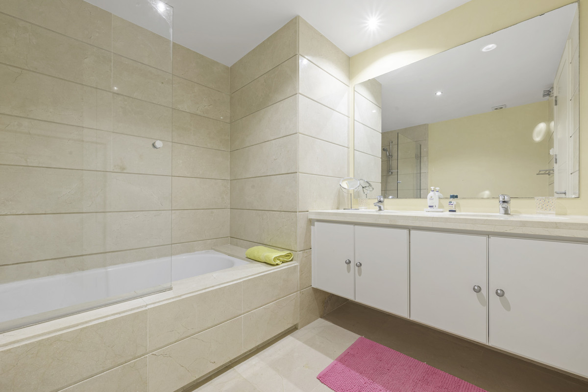 Se vende Adosada de 3 dormitorios en Costa Del Sol, Málaga, España