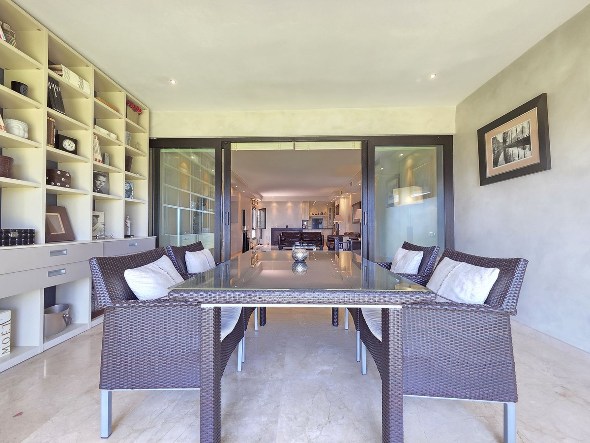 2 Bed Apartment for sale in Puerto Banús Costa Del Sol, Málaga, Spain