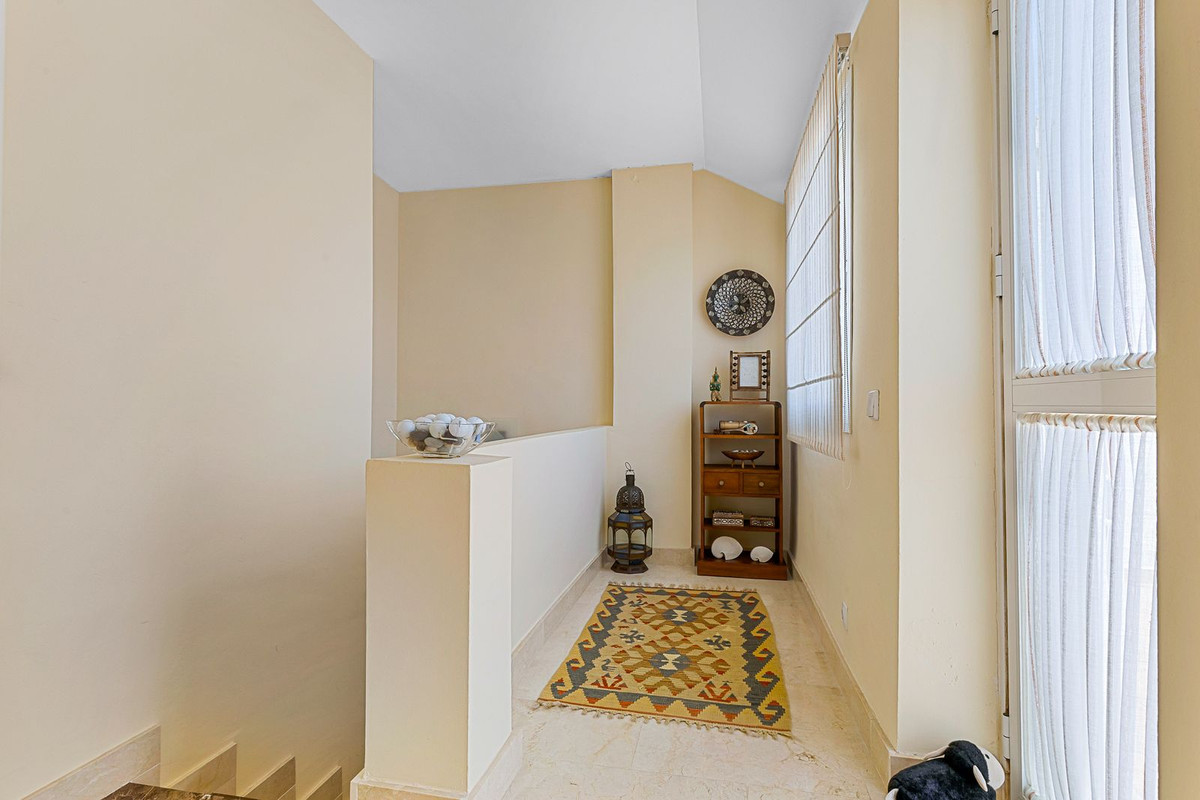 3 Bed Apartment for sale in Bel Air Costa Del Sol, Málaga, Spain