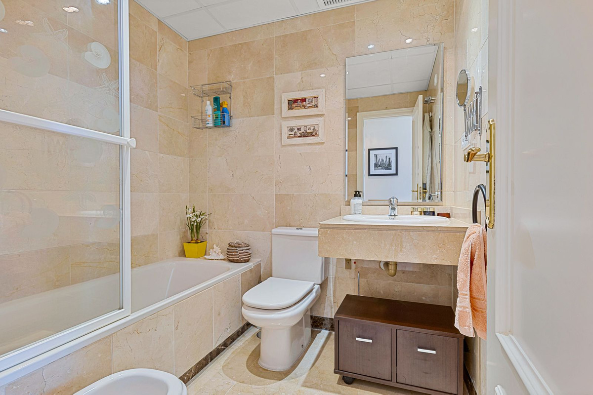 3 Bed Apartment for sale in Bel Air Costa Del Sol, Málaga, Spain