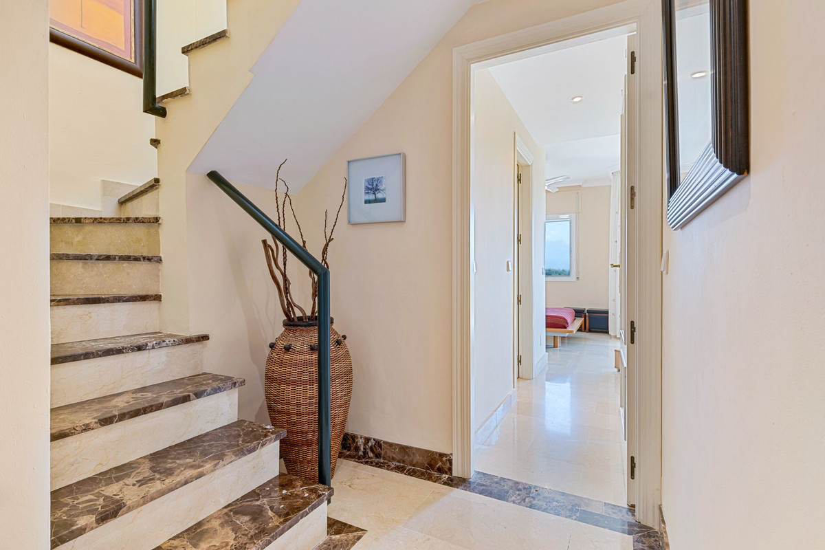 3 Bed Apartment for sale in Bel Air Costa Del Sol, Málaga, Spain