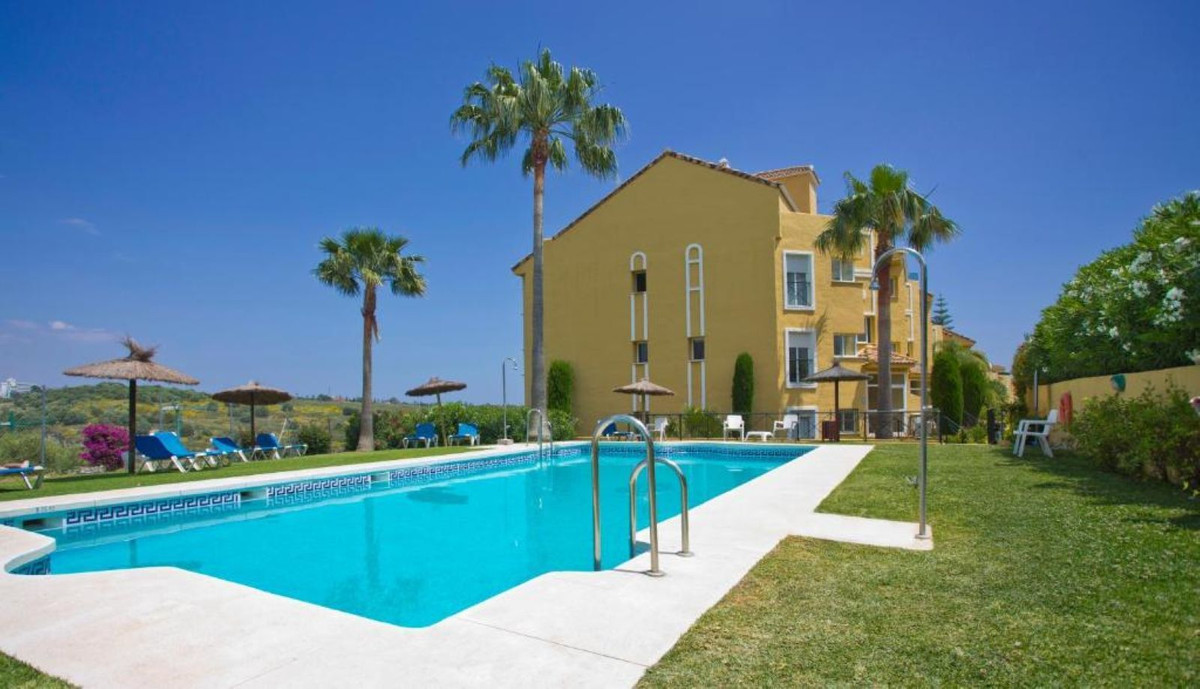 3 Bed Apartment for sale in Bel Air Costa Del Sol, Málaga, Spain