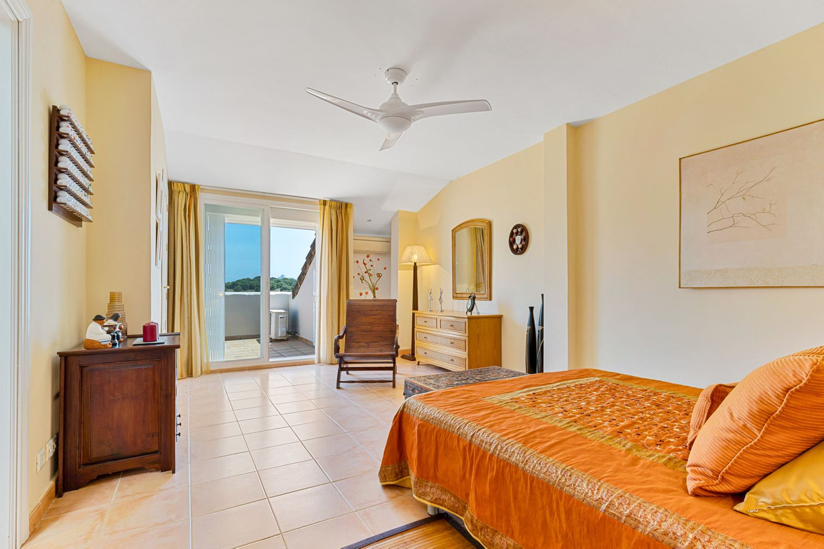 3 Bed Apartment for sale in Bel Air Costa Del Sol, Málaga, Spain