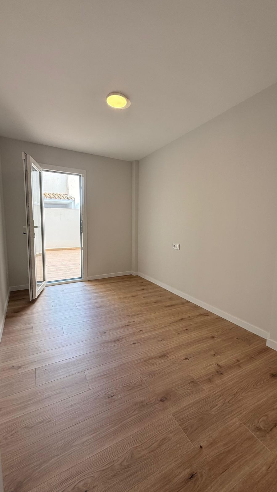 3 Bed Apartment for sale in Fuengirola Costa Del Sol, Málaga, Spain