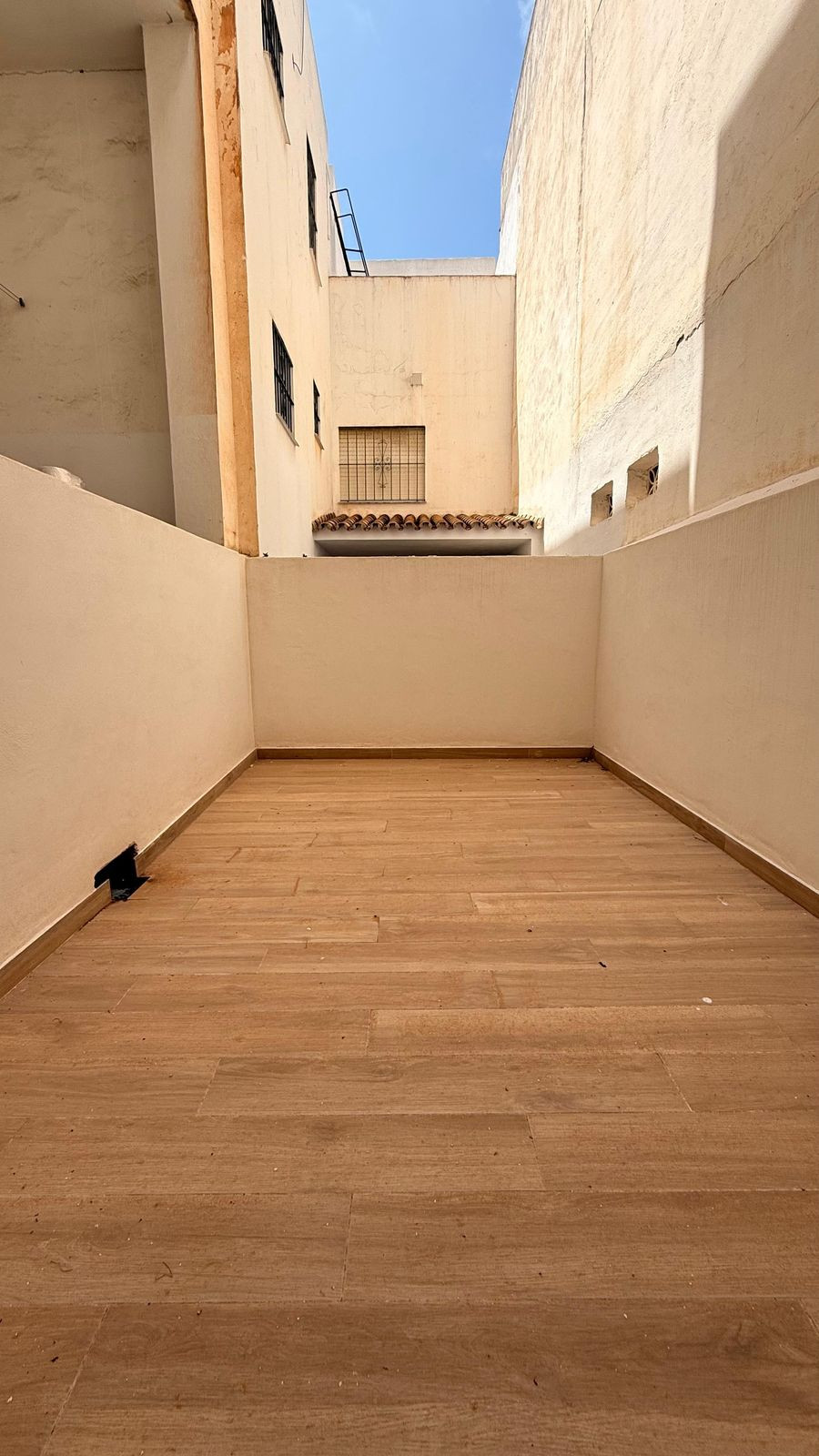 3 Bed Apartment for sale in Fuengirola Costa Del Sol, Málaga, Spain