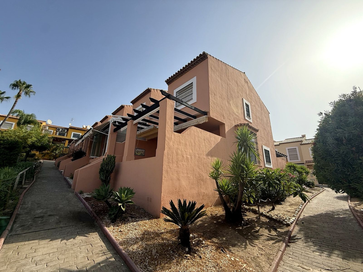 Se vende Adosada de 3 dormitorios en Costa Del Sol, Málaga, España