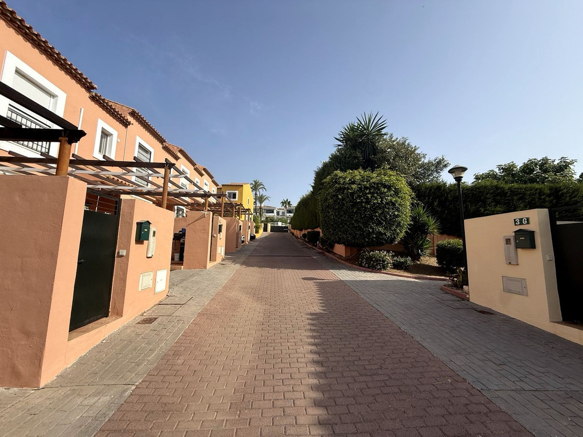 Se vende Adosada de 3 dormitorios en Costa Del Sol, Málaga, España