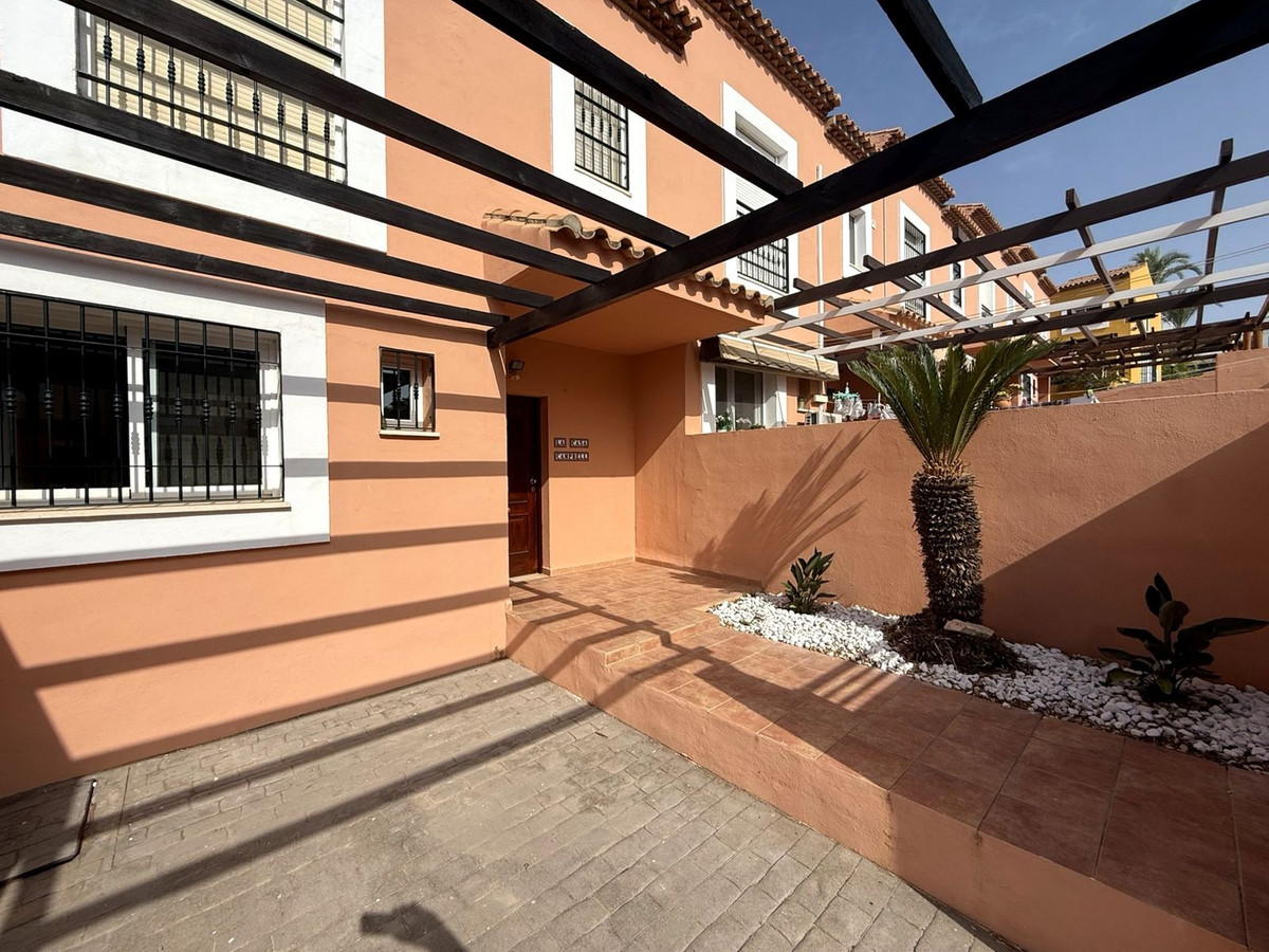 Se vende Adosada de 3 dormitorios en Costa Del Sol, Málaga, España