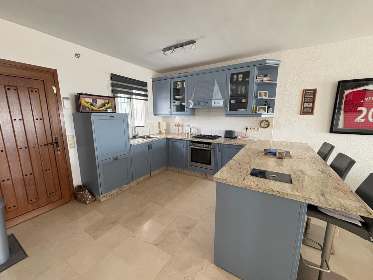 Se vende Apartamento en Planta Última de 2 dormitorios en Costa Del Sol, Málaga, España