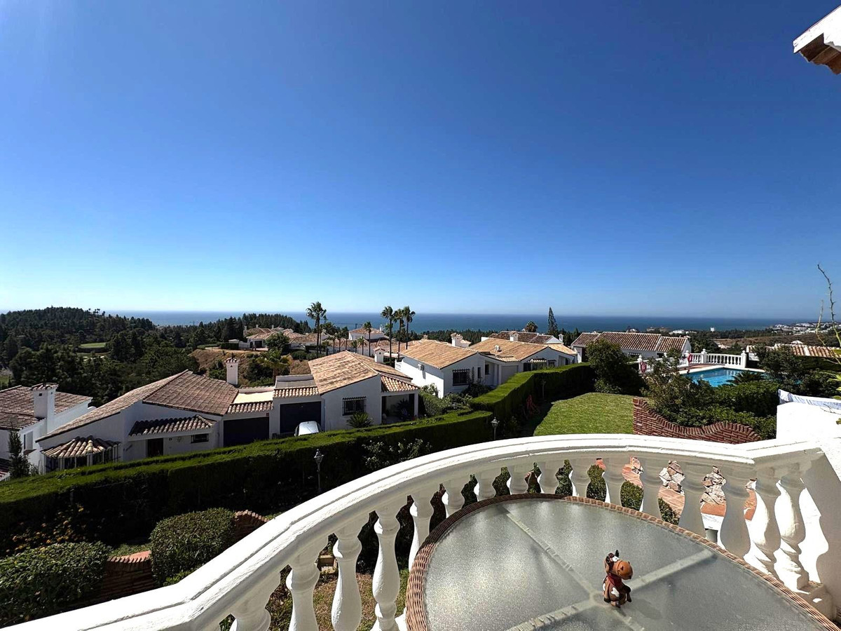 Se vende Apartamento en Planta Última de 2 dormitorios en Costa Del Sol, Málaga, España