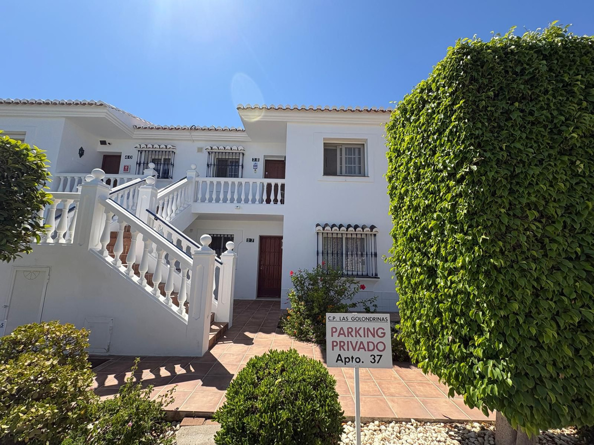 Se vende Apartamento en Planta Última de 2 dormitorios en Costa Del Sol, Málaga, España