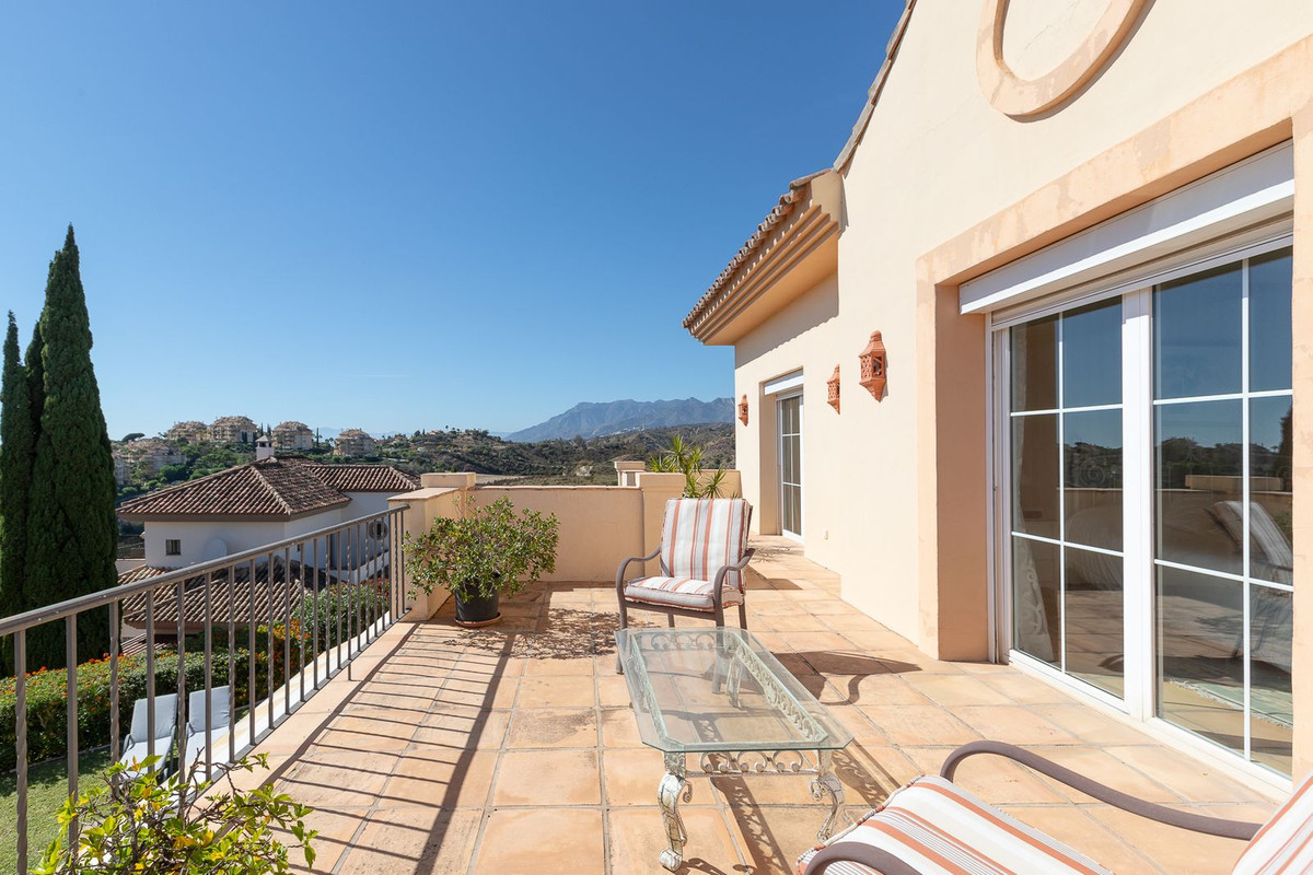 5 Bed Townhouse for sale in Elviria Costa Del Sol, Málaga, Spain
