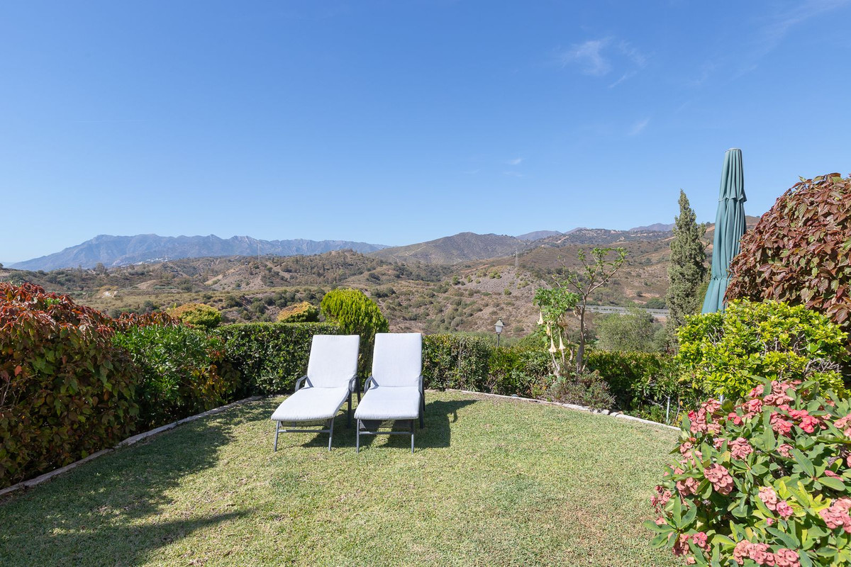 5 Bed Townhouse for sale in Elviria Costa Del Sol, Málaga, Spain