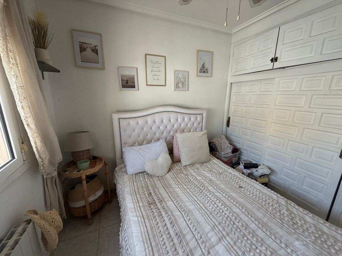 Se vende Villa - Chalet de 4 dormitorios en Costa Blanca, Alicante, España
