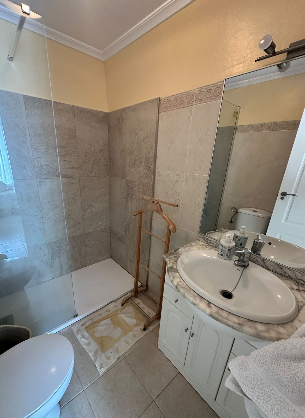 2 Bed Apartment for sale in Jacarilla Costa Blanca, Alicante, Spain