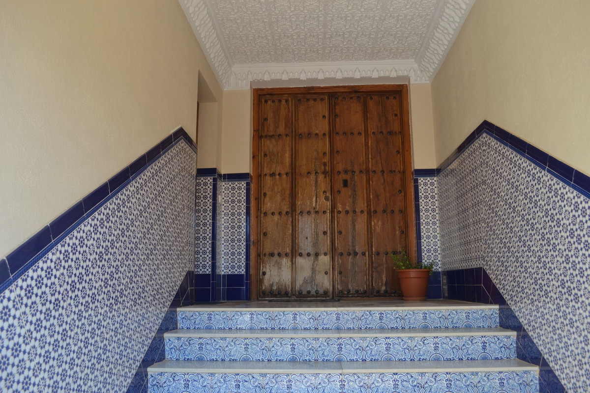 7 Bed Commercial unit for sale in Alhaurín De La Torre Costa Del Sol, Málaga, Spain