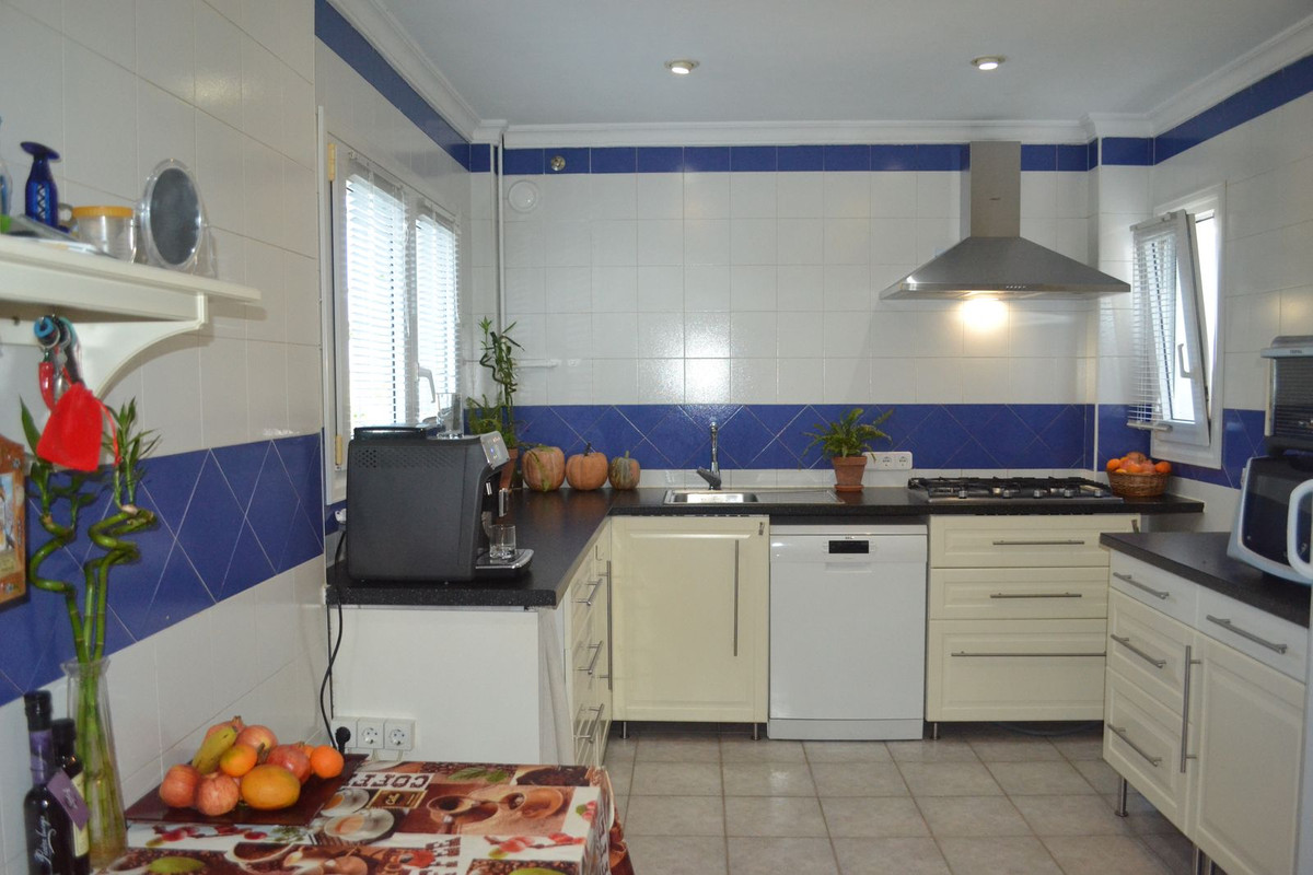 7 Bed Commercial unit for sale in Alhaurín De La Torre Costa Del Sol, Málaga, Spain