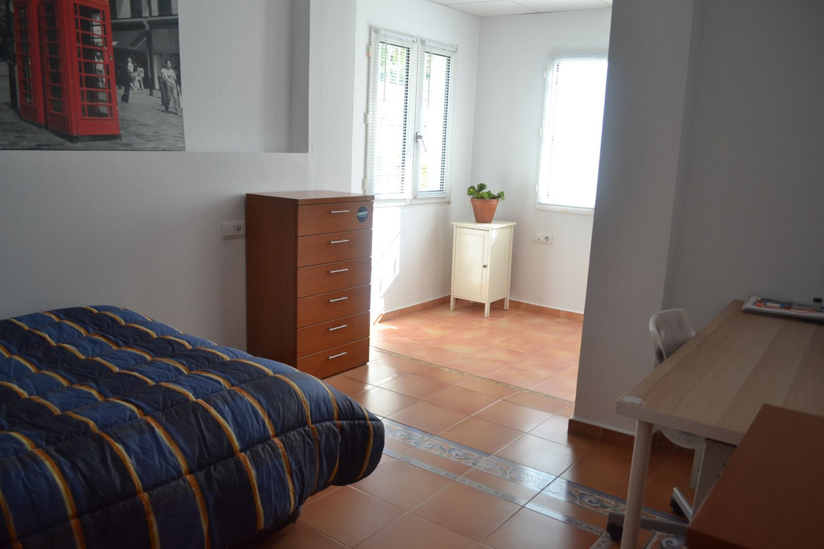 7 Bed Commercial unit for sale in Alhaurín De La Torre Costa Del Sol, Málaga, Spain