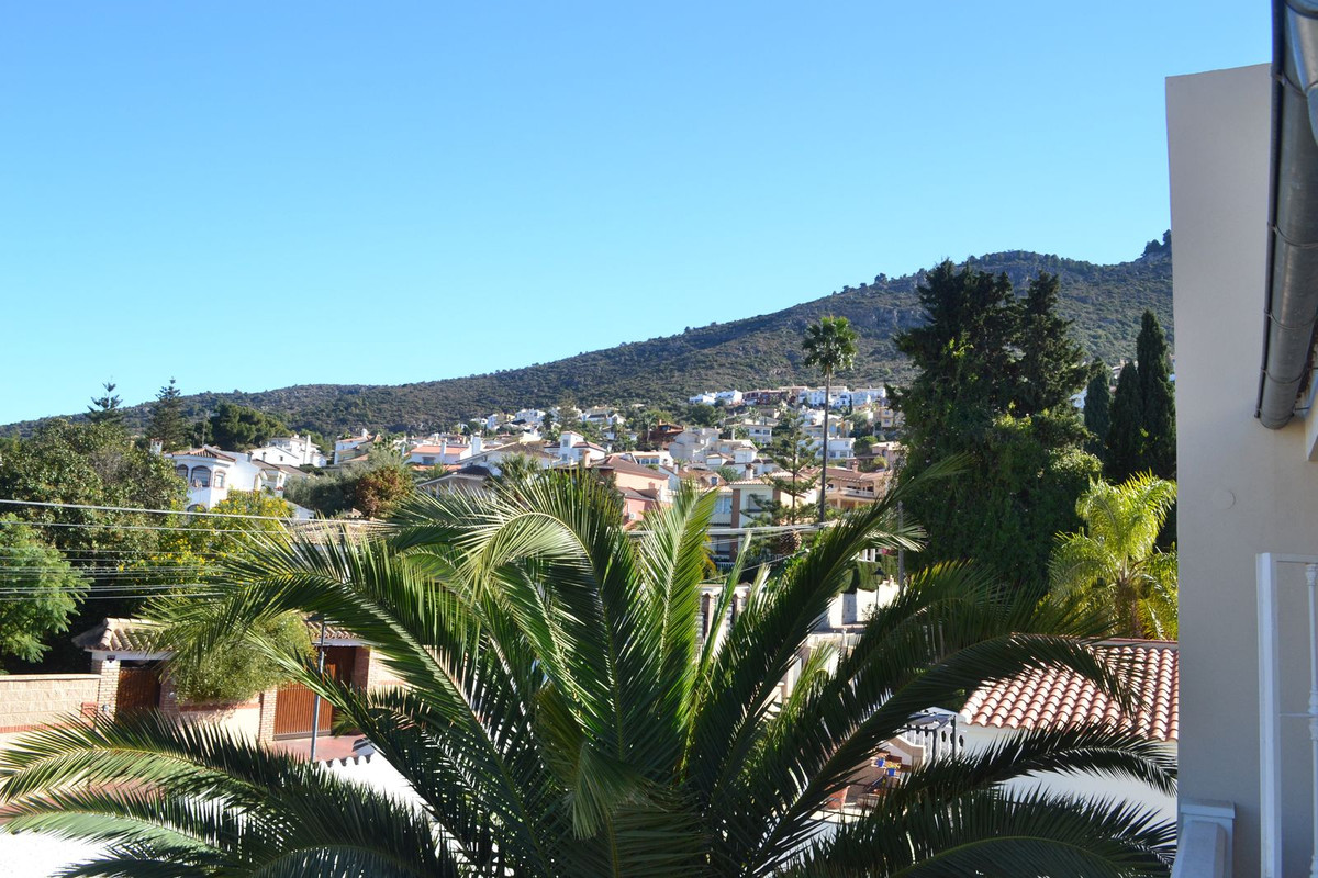 7 Bed Commercial unit for sale in Alhaurín De La Torre Costa Del Sol, Málaga, Spain