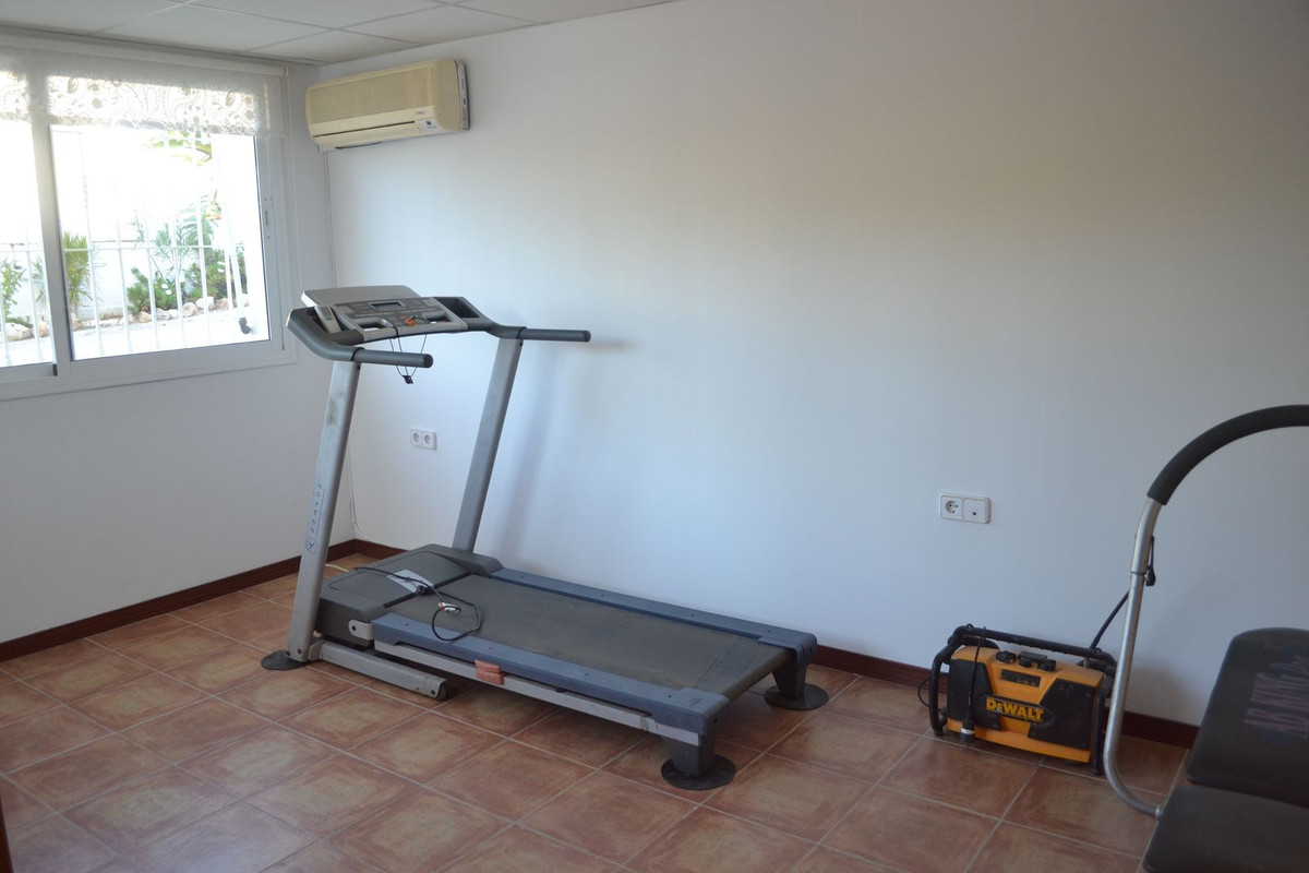 7 Bed Commercial unit for sale in Alhaurín De La Torre Costa Del Sol, Málaga, Spain