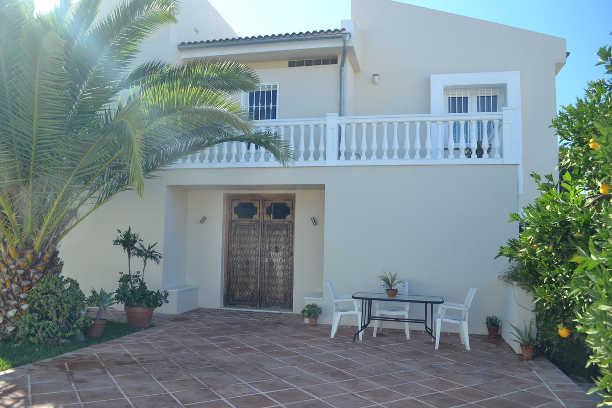 7 Bed Commercial unit for sale in Alhaurín De La Torre Costa Del Sol, Málaga, Spain
