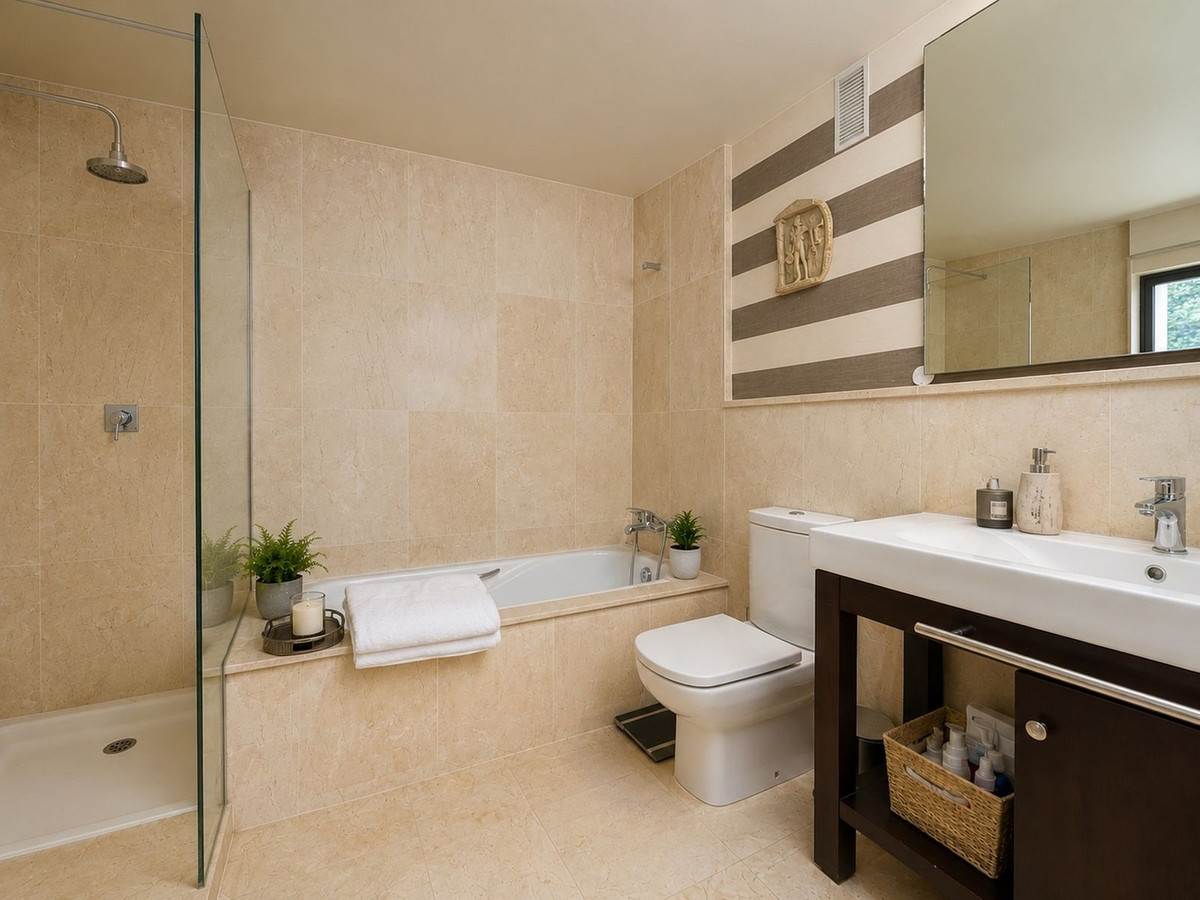 2 Bed Apartment for sale in Los Flamingos Costa Del Sol, Málaga, Spain