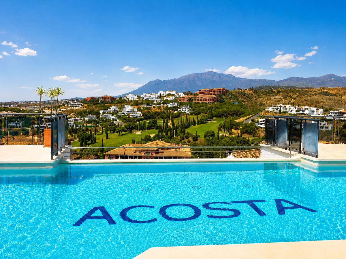2 Bed Apartment for sale in Los Flamingos Costa Del Sol, Málaga, Spain