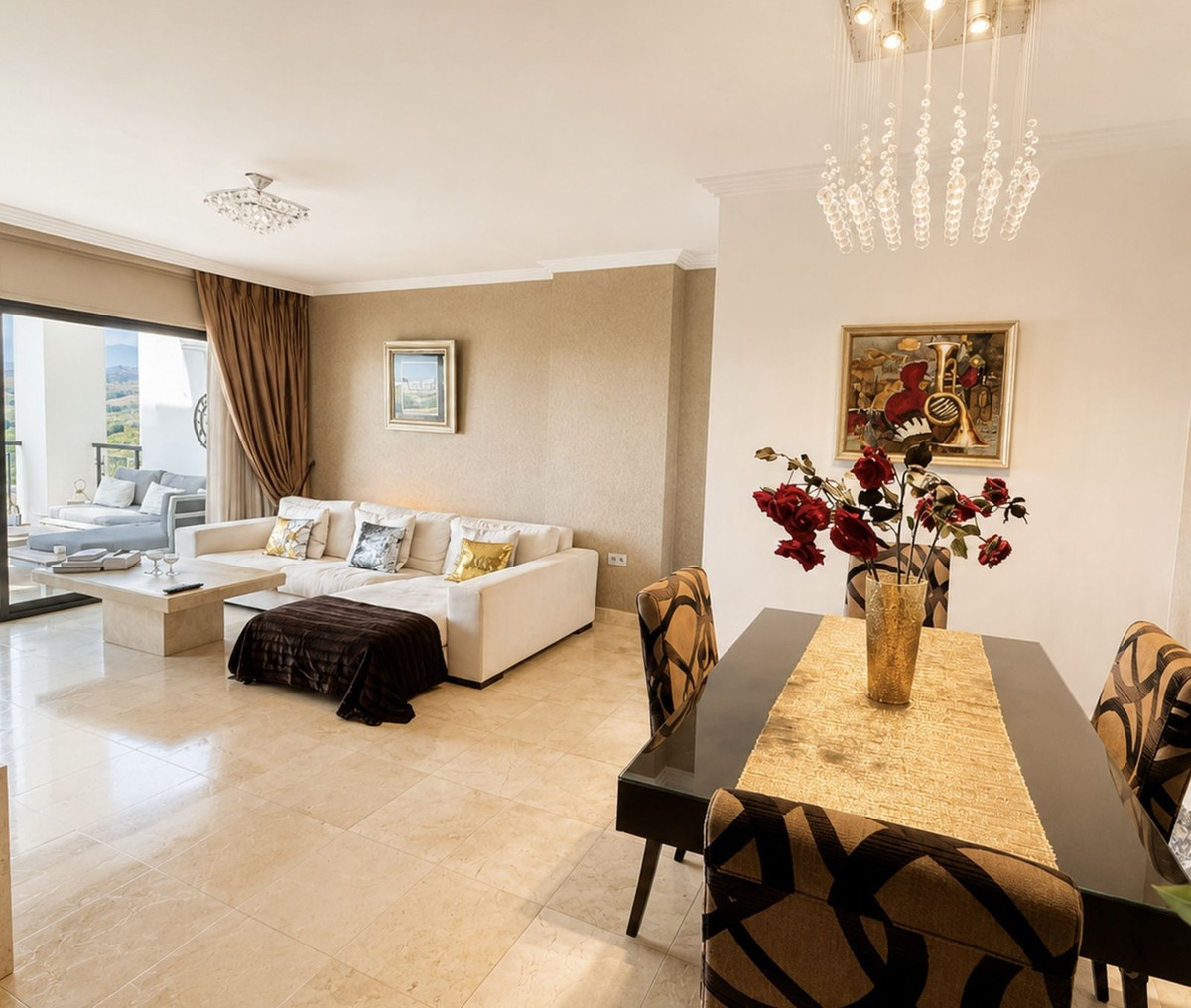 2 Bed Apartment for sale in Los Flamingos Costa Del Sol, Málaga, Spain