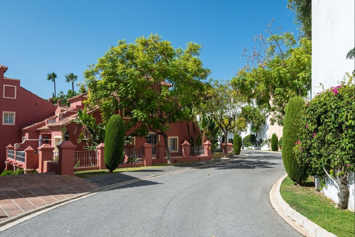 Se vende Apartamento Planta Baja de 2 dormitorios en Costa Del Sol, Málaga, España