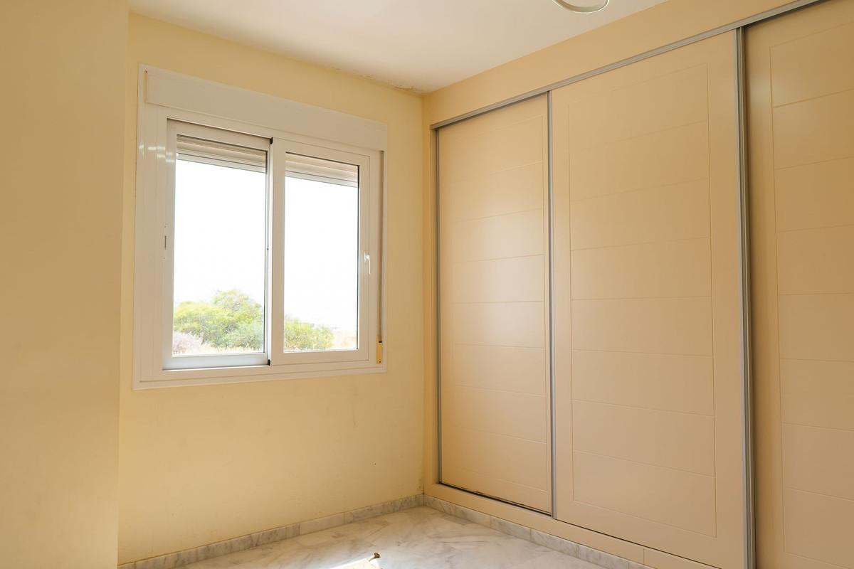 2 Bed Apartment for sale in Estepona Costa Del Sol, Málaga, Spain